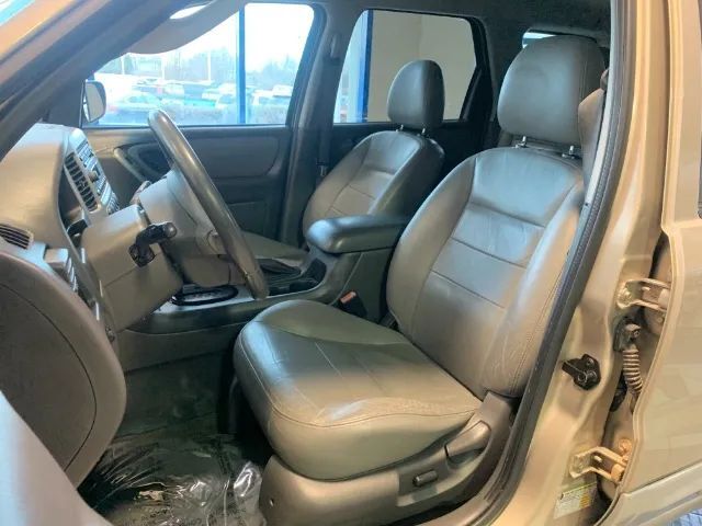 2007 Ford Escape Hybrid Sport Utility 4D Cincinnati OH