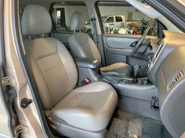 2007 Ford Escape Hybrid Sport Utility 4D Cincinnati OH