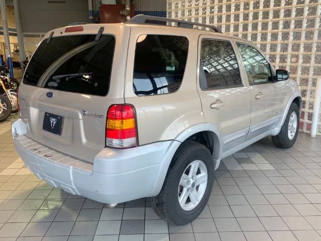 2007 Ford Escape Hybrid Sport Utility 4D Cincinnati OH