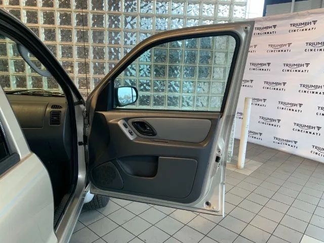 2007 Ford Escape Hybrid Sport Utility 4D Cincinnati OH