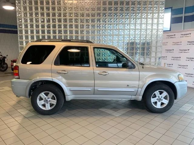 2007 Ford Escape Hybrid Sport Utility 4D Cincinnati OH