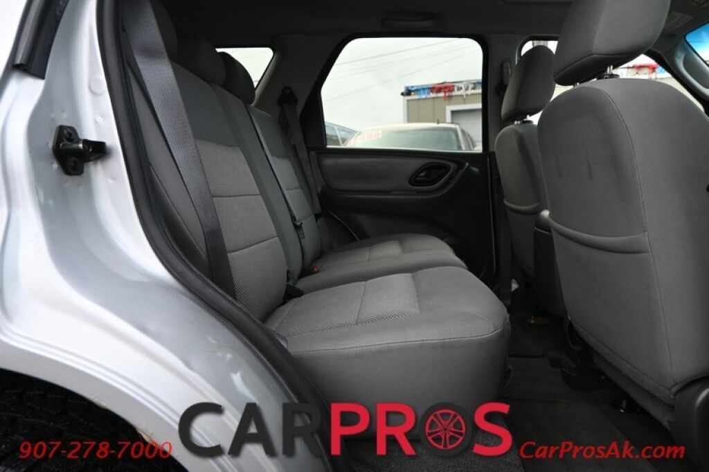 2007 Ford Escape XLT - 3.0L V6 - 4X4 - Power Windows & Locks - Fog Lights - Moonroof - Keyless Entry Anchorage AK