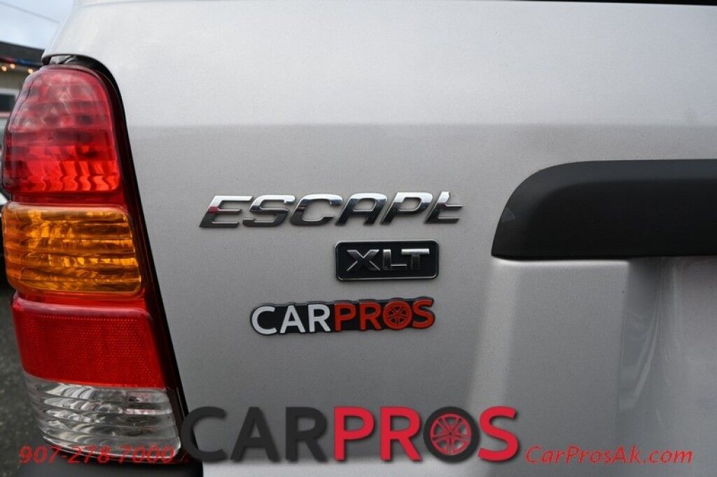 2007 Ford Escape XLT - 3.0L V6 - 4X4 - Power Windows & Locks - Fog Lights - Moonroof - Keyless Entry Anchorage AK
