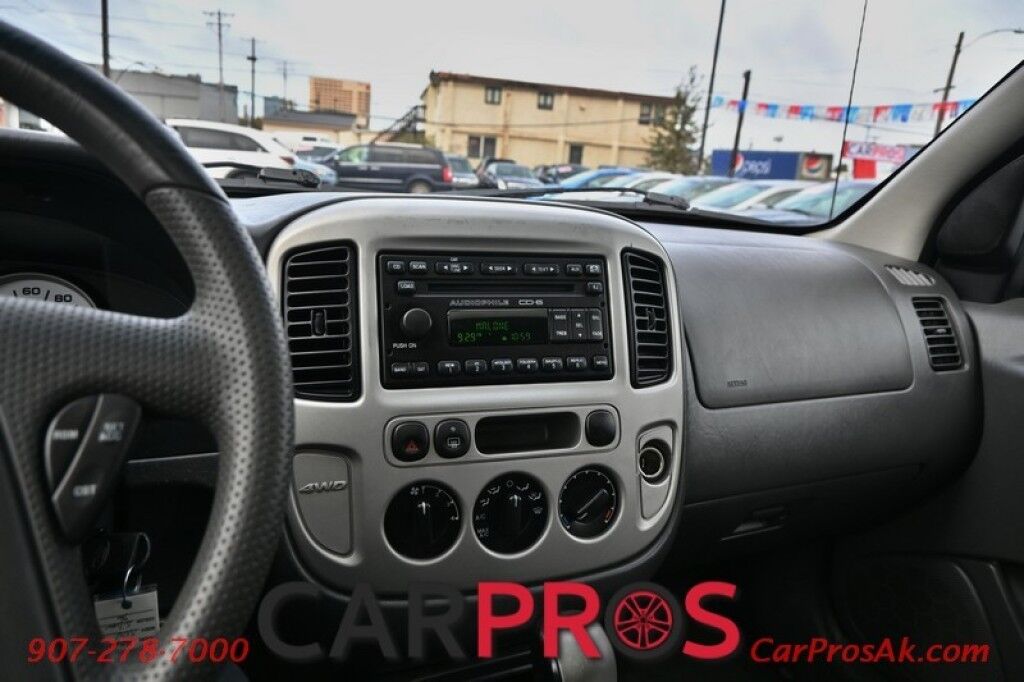 2007 Ford Escape XLT - 3.0L V6 - 4X4 - Power Windows & Locks - Fog Lights - Moonroof - Keyless Entry Anchorage AK