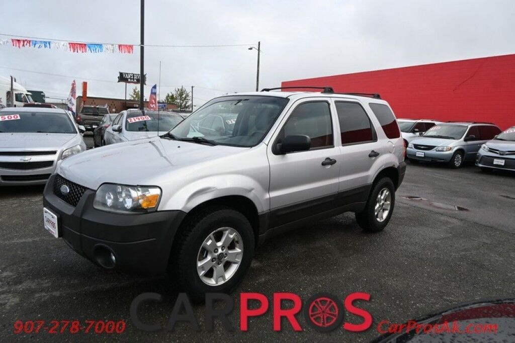 2007 Ford Escape XLT - 3.0L V6 - 4X4 - Power Windows & Locks - Fog Lights - Moonroof - Keyless Entry Anchorage AK