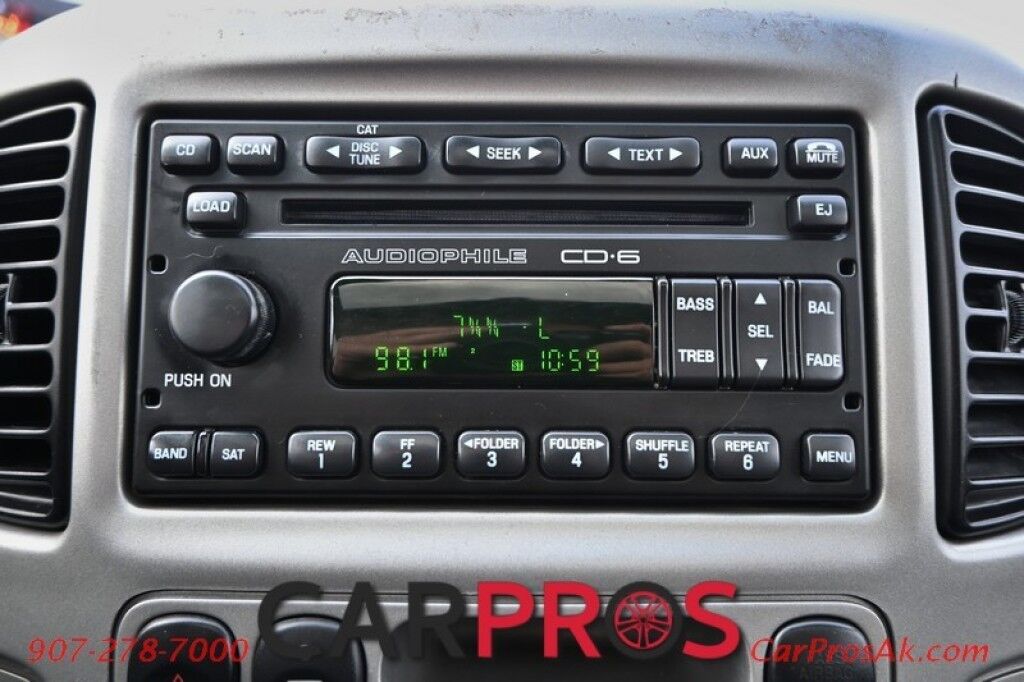 2007 Ford Escape XLT - 3.0L V6 - 4X4 - Power Windows & Locks - Fog Lights - Moonroof - Keyless Entry Anchorage AK