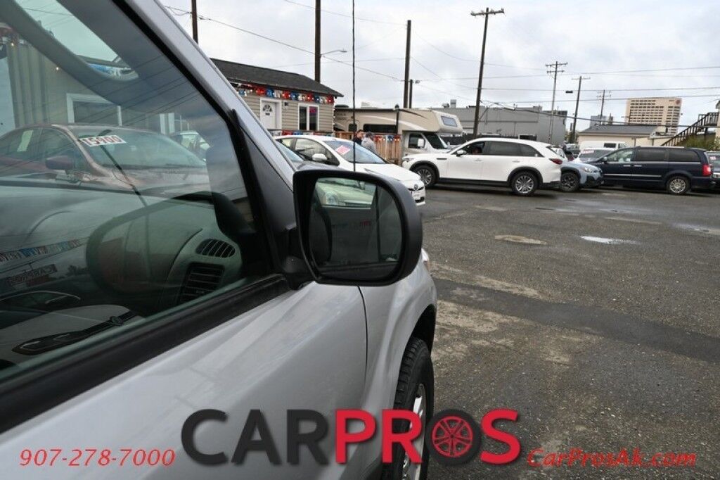 2007 Ford Escape XLT - 3.0L V6 - 4X4 - Power Windows & Locks - Fog Lights - Moonroof - Keyless Entry Anchorage AK