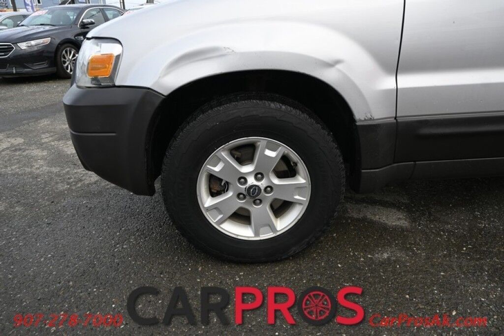 2007 Ford Escape XLT - 3.0L V6 - 4X4 - Power Windows & Locks - Fog Lights - Moonroof - Keyless Entry Anchorage AK