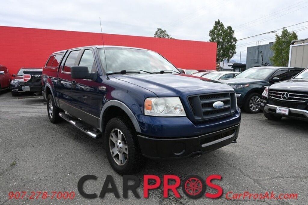 2007 Ford F-150 FX4 - 4x4 - 5.4L V8 - Crew Cab - Keyless Entry - Leather Seats - AM/FM & CD - Cruise Control - Block Heater - Fiberglass Cap - Running Boards - Tow Pkg