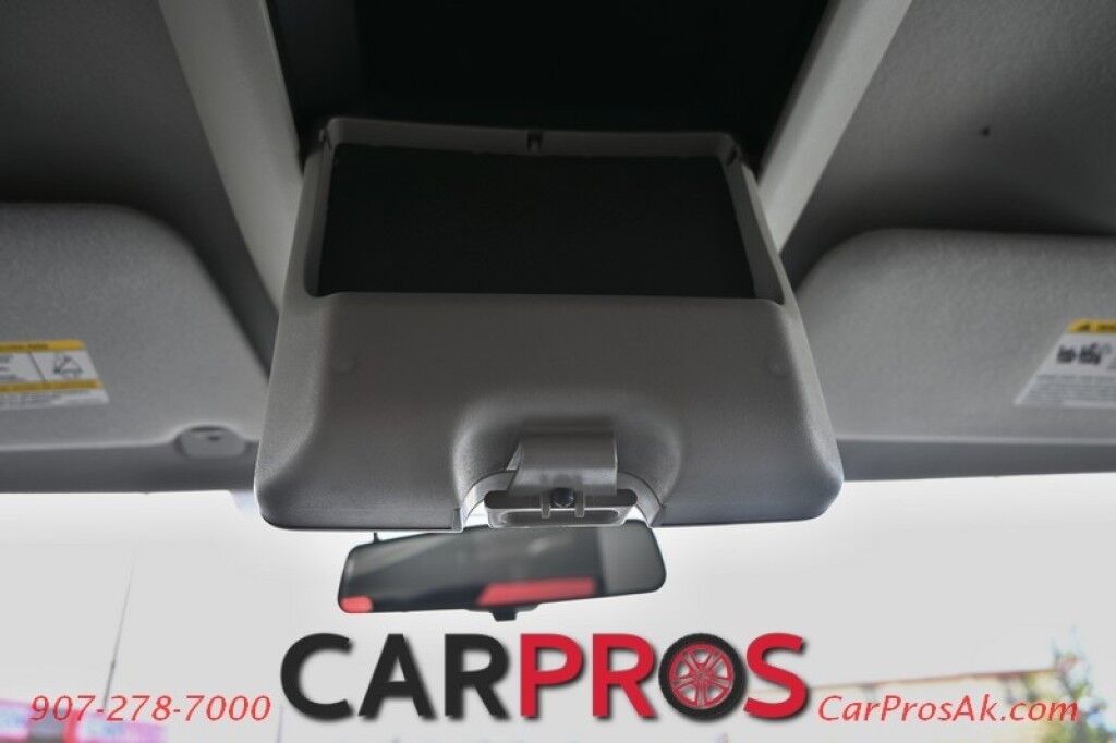 2007 Ford F-150 FX4 - 4x4 - 5.4L V8 - Crew Cab - Keyless Entry - Leather Seats - AM/FM & CD - Cruise Control - Block Heater - Fiberglass Cap - Running Boards - Tow Pkg Anchorage AK