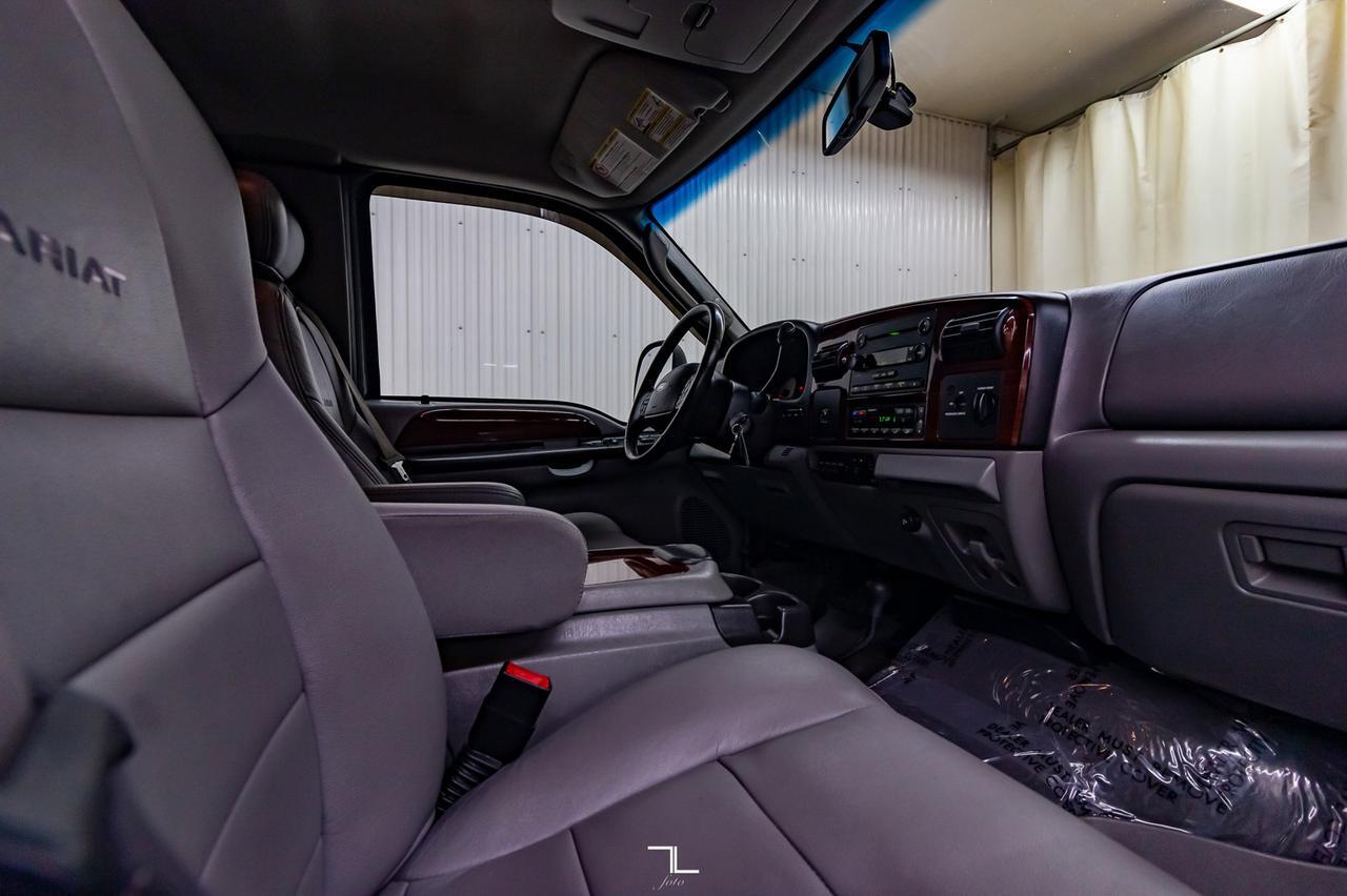 2007 Ford F-350 4x4 Super Cab Lariat FX4 Diesel Leather Red Deer AB