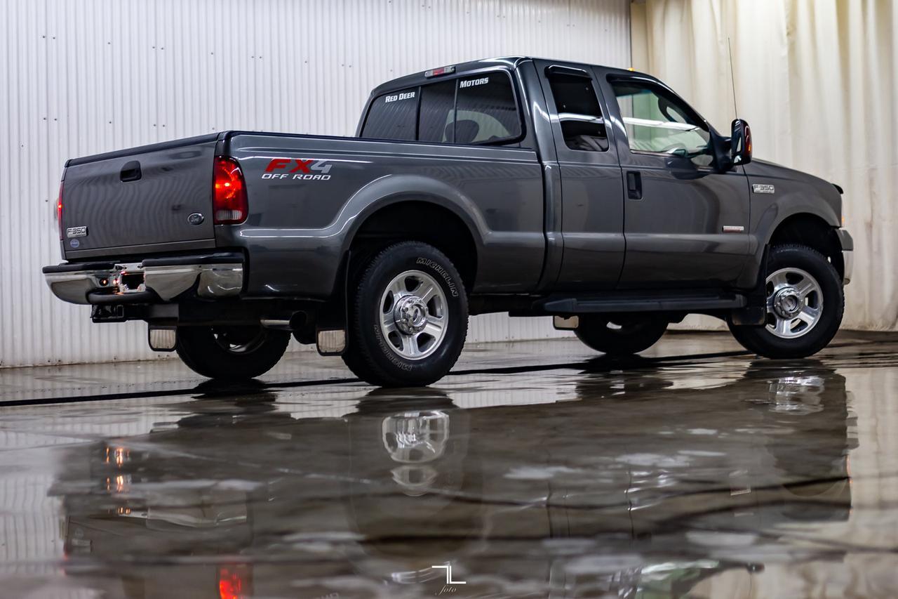 2007 Ford F-350 4x4 Super Cab Lariat FX4 Diesel Leather Red Deer AB