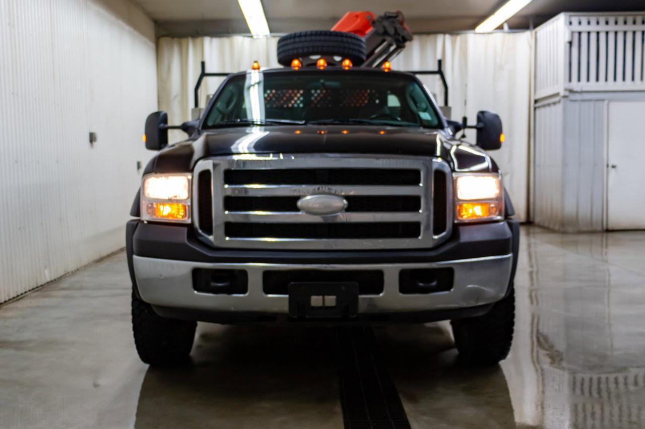 2007 Ford F-550 4x4 Reg Cab XLT Picker Diesel Manual Red Deer AB