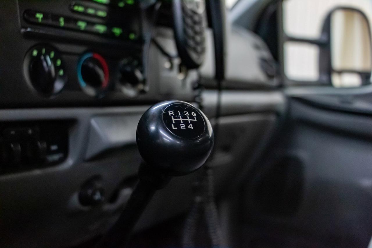 2007 Ford F-550 4x4 Reg Cab XLT Picker Diesel Manual Red Deer AB