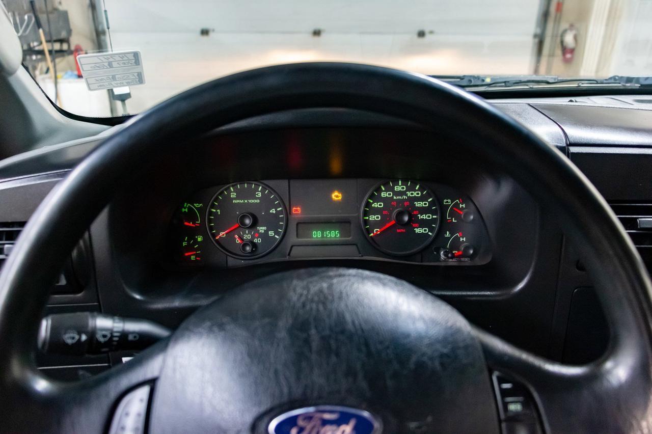 2007 Ford F-550 4x4 Reg Cab XLT Picker Diesel Manual Red Deer AB