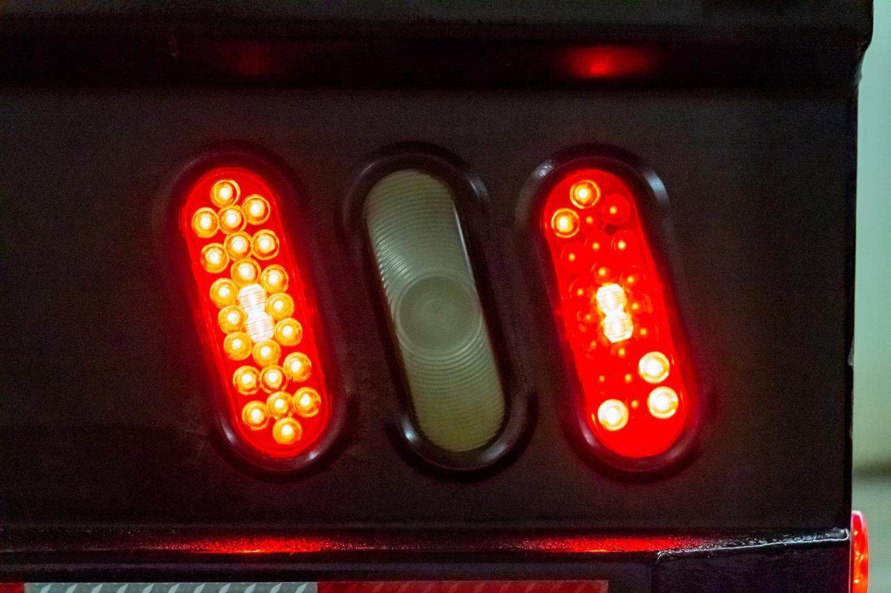 2007 Ford F-550 4x4 Reg Cab XLT Picker Diesel Manual Red Deer AB