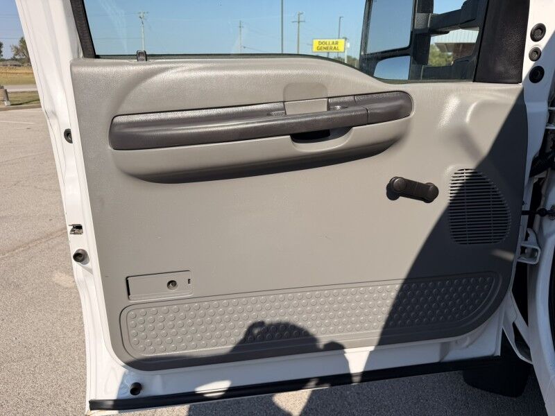 2007 Ford F-550 V10 4x4 Flatbed 67k mi's XL Collinsville OK