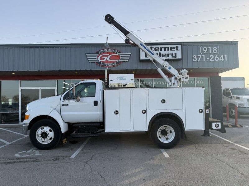 2007 Ford F-750's photo