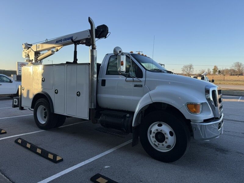 2007 Ford F-750 Utility w/ 84068H Auto Crane Collinsville OK