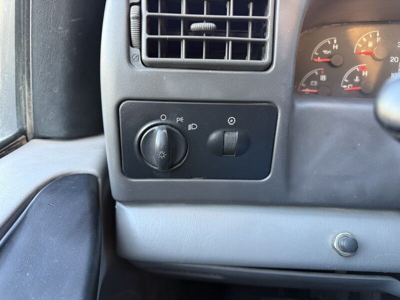 2007 Ford F-750 Utility w/ 84068H Auto Crane Collinsville OK