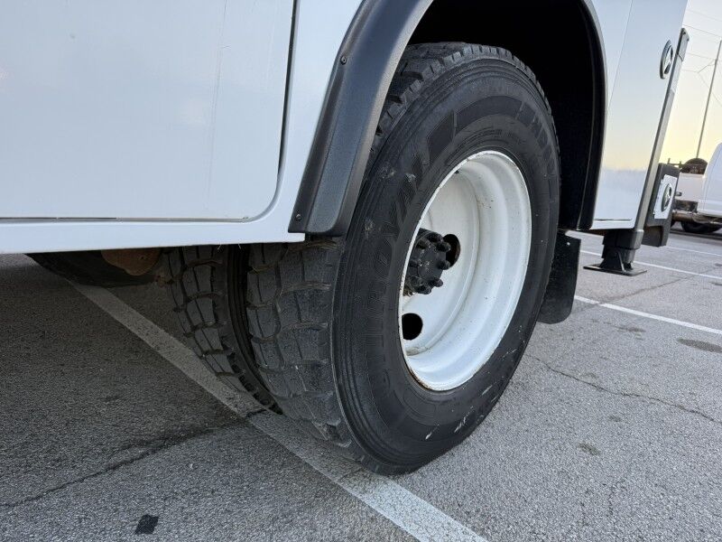 2007 Ford F-750 Utility w/ 84068H Auto Crane Collinsville OK