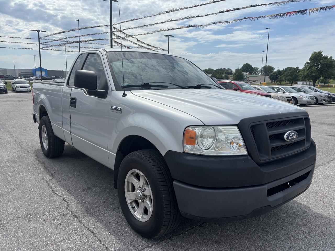 2007 Ford F150 Regular Cab XLT Pickup 2D 6 1/2 ft