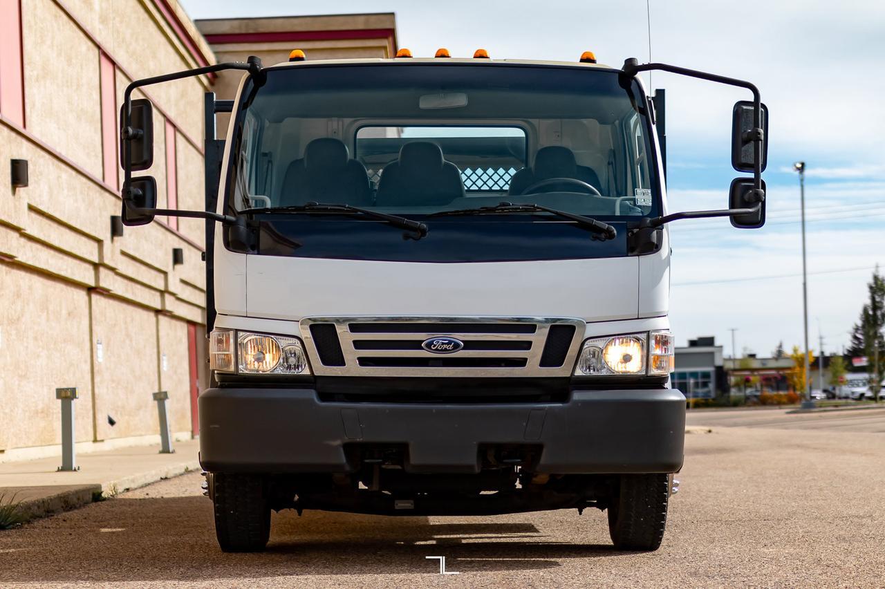 2007 Ford LCF 550 Regular Cab Diesel 16 Ft. Flat Bed Red Deer AB