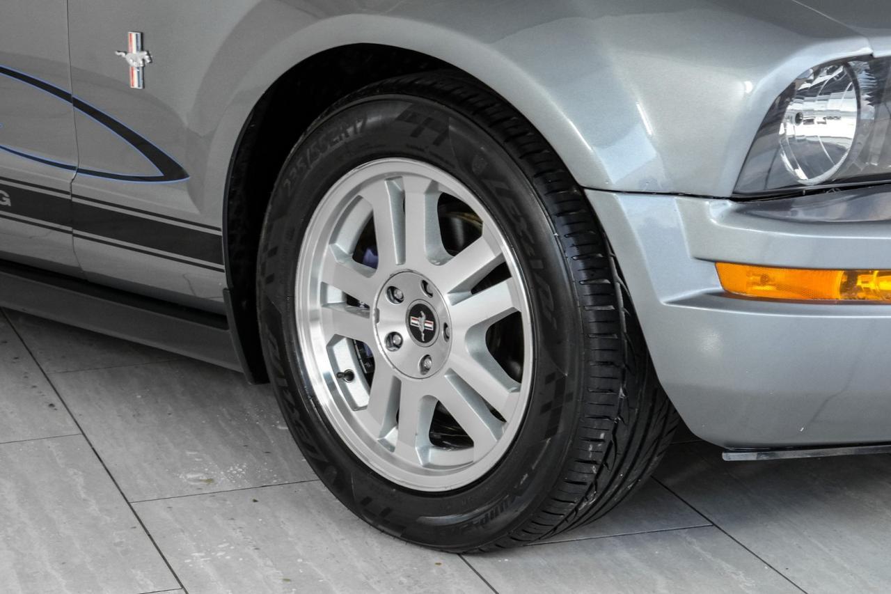 2007 Ford Mustang Convertible DELUXE AUTOMATIC LEATHER SEATS REAR CAMERA CRUISE CONTROL ALLOY WHEELS Carrollton TX