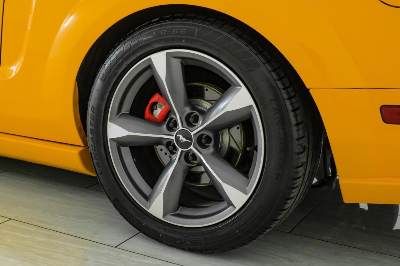 2007 Ford Mustang GT PREMIUM LEATHER SEATS SHAKER AUDIO CRUISE CONTROL REMOTE KEYELSS ENTRY ALLOY WHEELS Carrollton TX