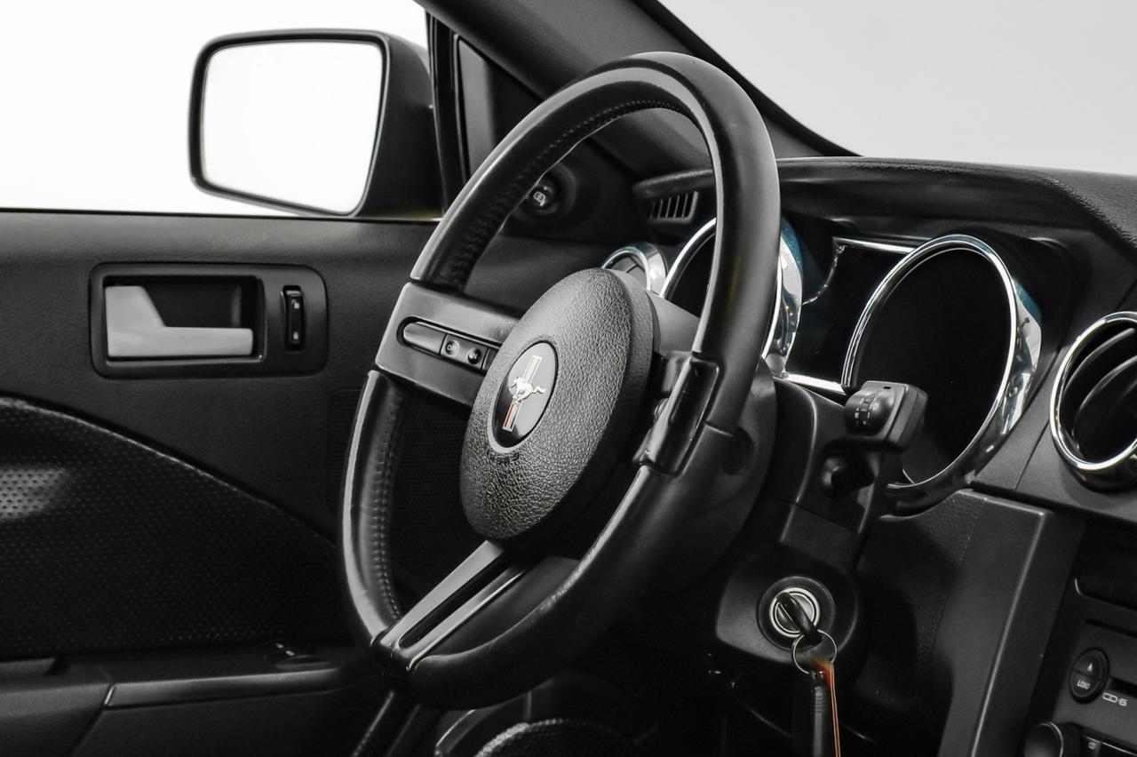 2007 Ford Mustang GT PREMIUM LEATHER SEATS SHAKER AUDIO CRUISE CONTROL REMOTE KEYELSS ENTRY ALLOY WHEELS Carrollton TX