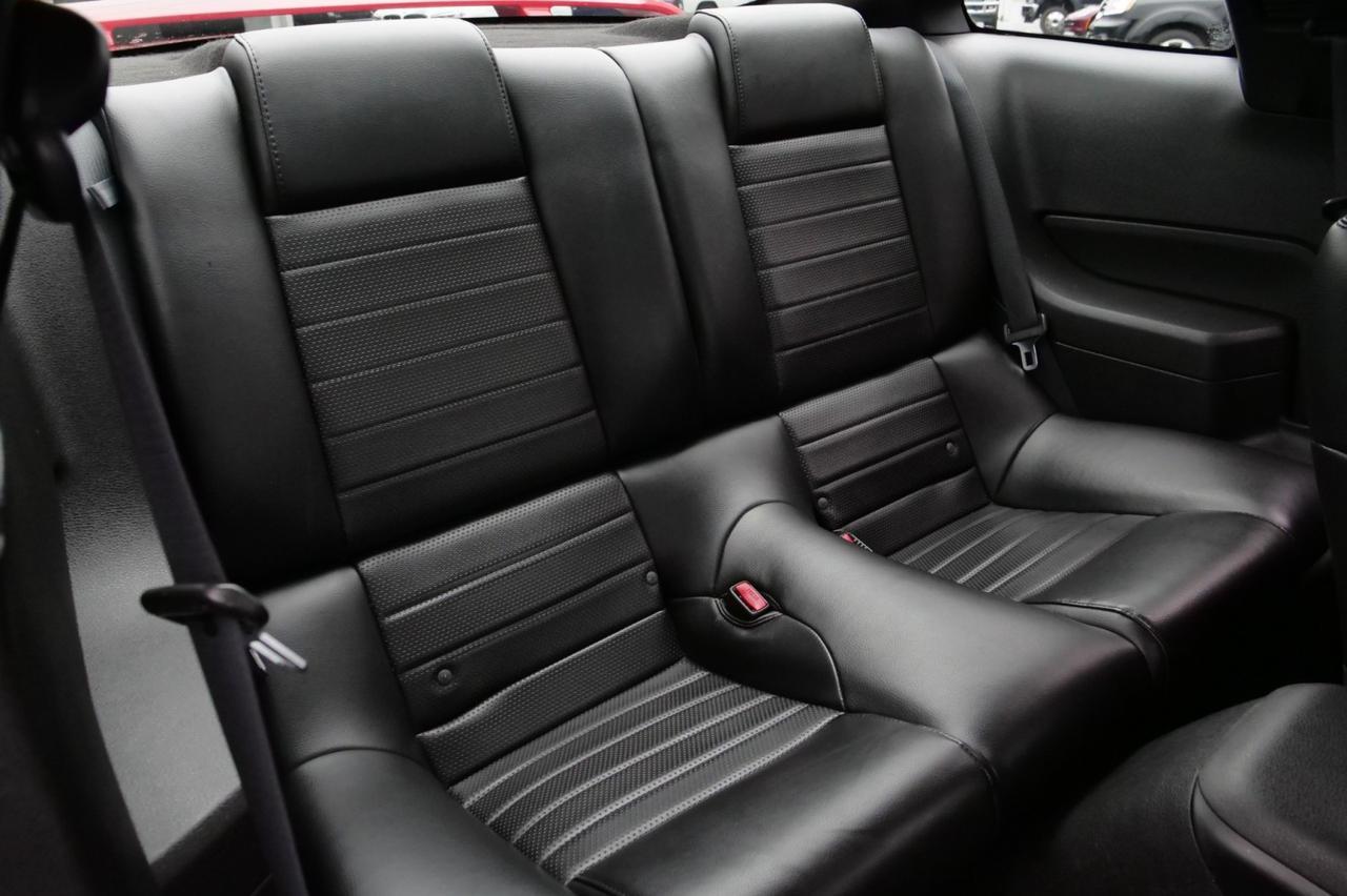 2007 Ford Mustang GT Premium / Manual / 4.6L V8 / Heated Seats! Lincolnton NC