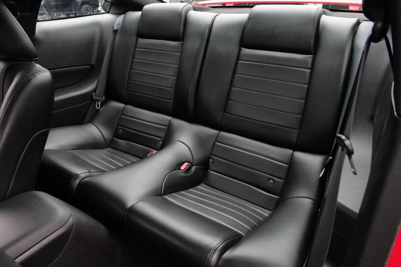 2007 Ford Mustang GT Premium / Manual / 4.6L V8 / Heated Seats! Lincolnton NC