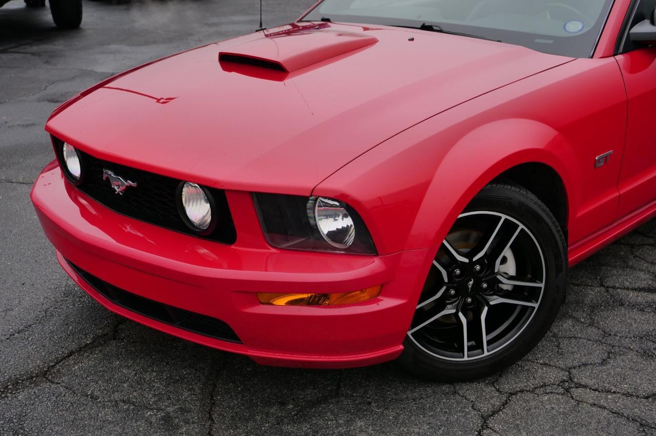 2007 Ford Mustang GT Premium / Manual / 4.6L V8 / Heated Seats! Lincolnton NC