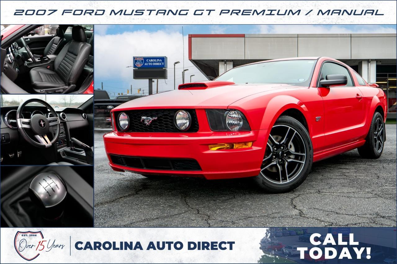 2007 Ford Mustang GT Premium / Manual / 4.6L V8 / Heated Seats!