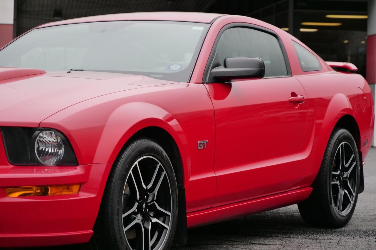 2007 Ford Mustang GT Premium / Manual / 4.6L V8 / Heated Seats! Lincolnton NC