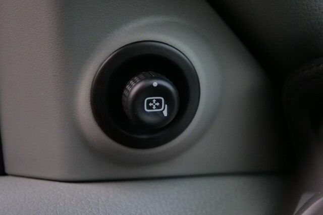 2007 Ford Mustang GT Premium / Manual / 4.6L V8 / LOW MILES! High Point NC