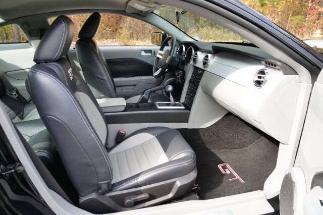 2007 Ford Mustang GT Premium / Manual / 4.6L V8 / LOW MILES! High Point NC