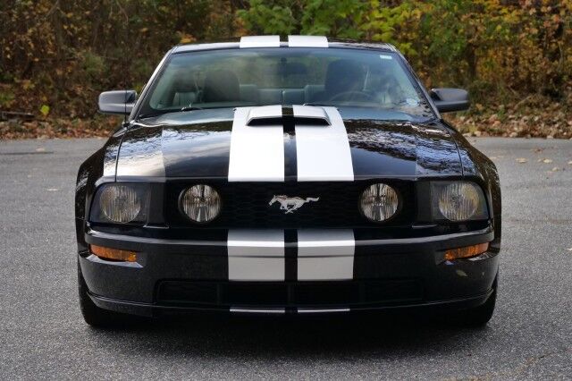 2007 Ford Mustang GT Premium / Manual / 4.6L V8 / LOW MILES! High Point NC