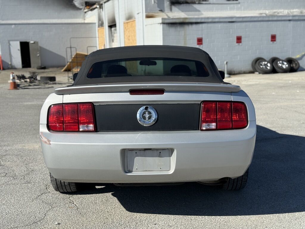 2007 Ford Mustang V6 Deluxe Crestwood KY