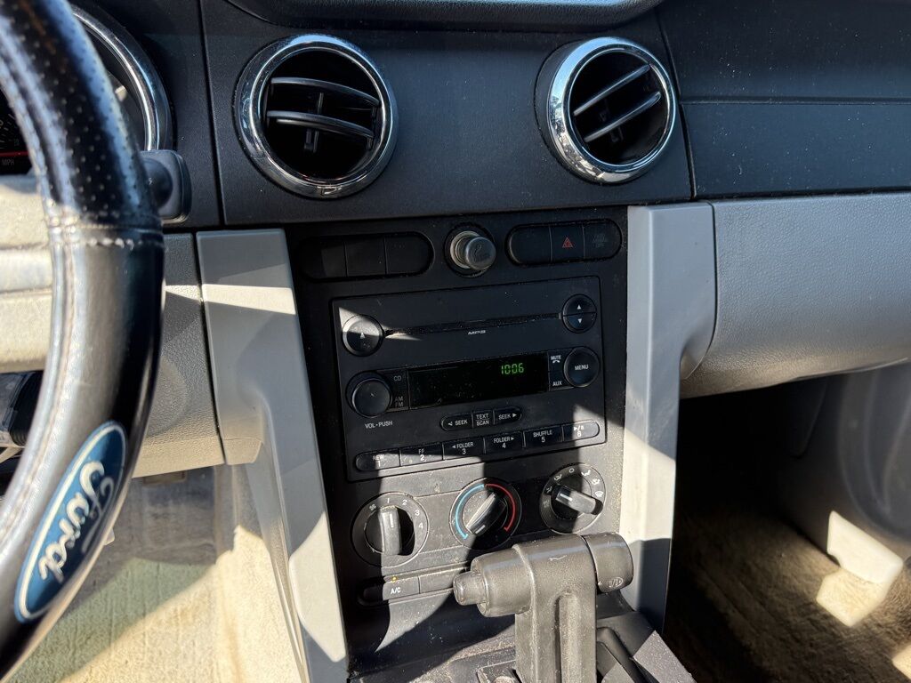 2007 Ford Mustang V6 Deluxe Crestwood KY