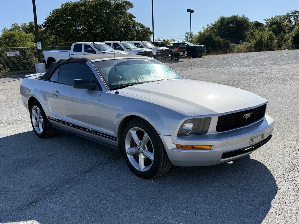2007 Ford Mustang V6 Deluxe Crestwood KY
