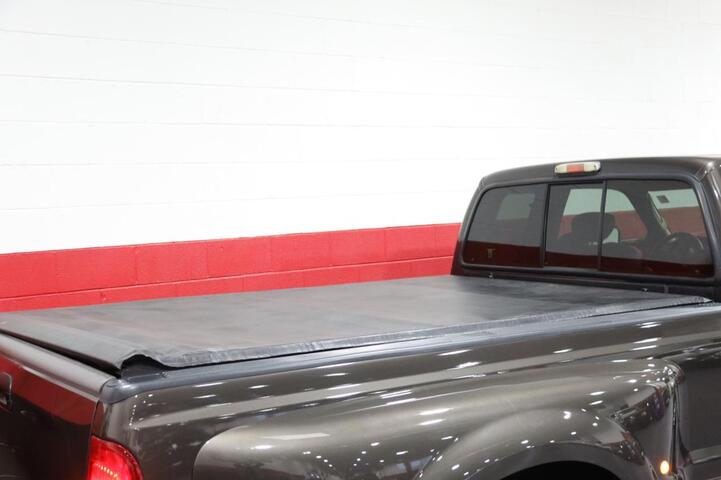 2007 Ford Super Duty F-350 DRW SuperCab 158 Lariat 6.8L V10 Dually 4dr Truck Chicago IL