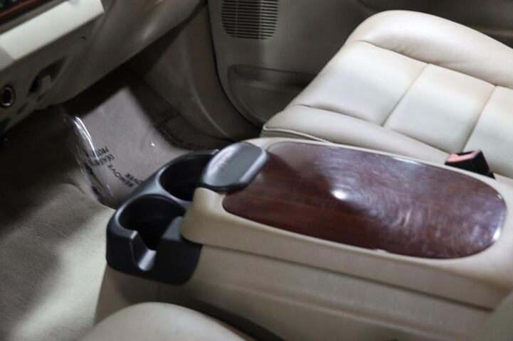 2007 Ford Super Duty F-350 DRW SuperCab 158 Lariat 6.8L V10 Dually 4dr Truck Chicago IL