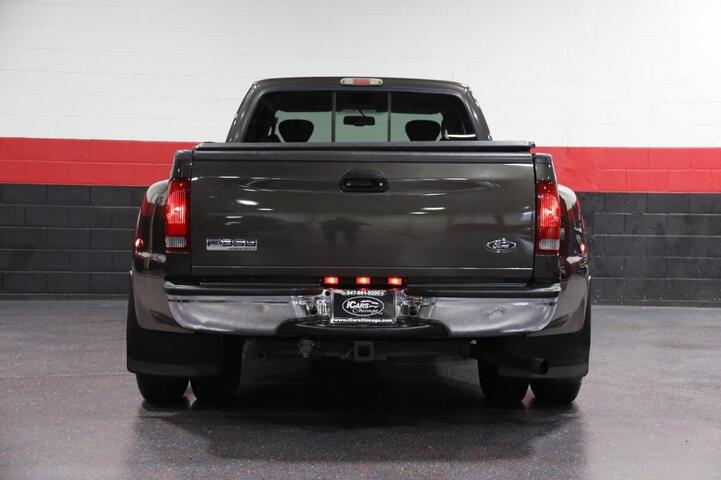 2007 Ford Super Duty F-350 DRW SuperCab 158 Lariat 6.8L V10 Dually 4dr Truck Chicago IL
