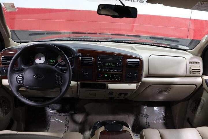2007 Ford Super Duty F-350 DRW SuperCab 158 Lariat 6.8L V10 Dually 4dr Truck Chicago IL