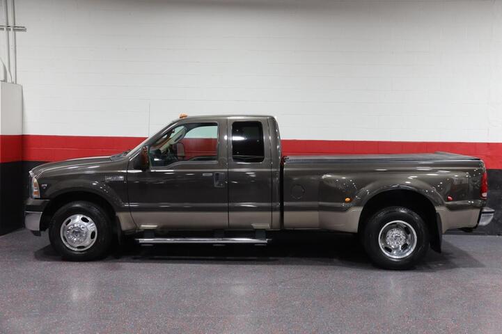 2007 Ford Super Duty F-350 DRW SuperCab 158 Lariat 6.8L V10 Dually 4dr Truck Chicago IL