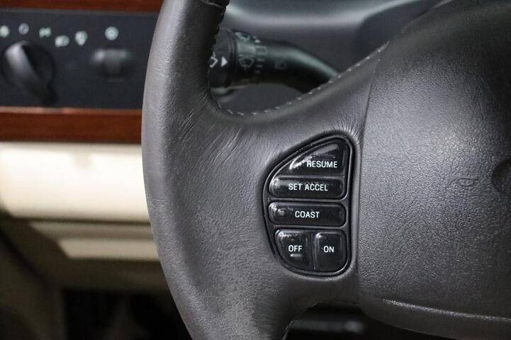 2007 Ford Super Duty F-350 DRW SuperCab 158 Lariat 6.8L V10 Dually 4dr Truck Chicago IL