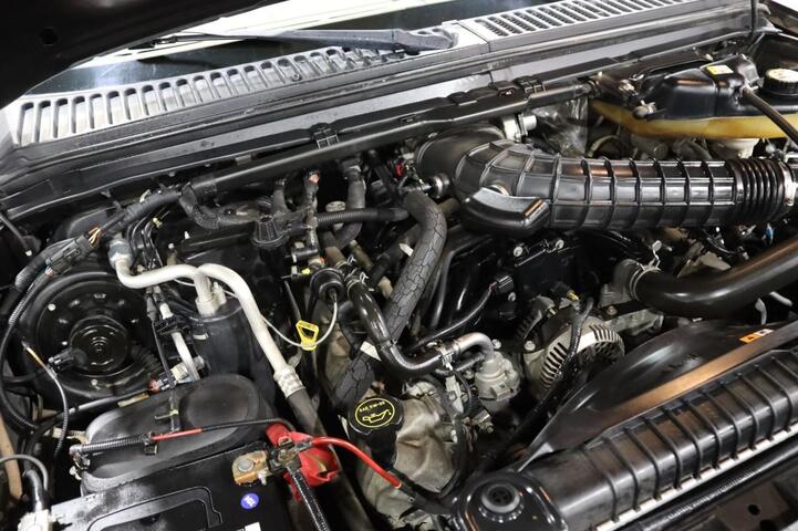 2007 Ford Super Duty F-350 DRW SuperCab 158 Lariat 6.8L V10 Dually 4dr Truck Chicago IL
