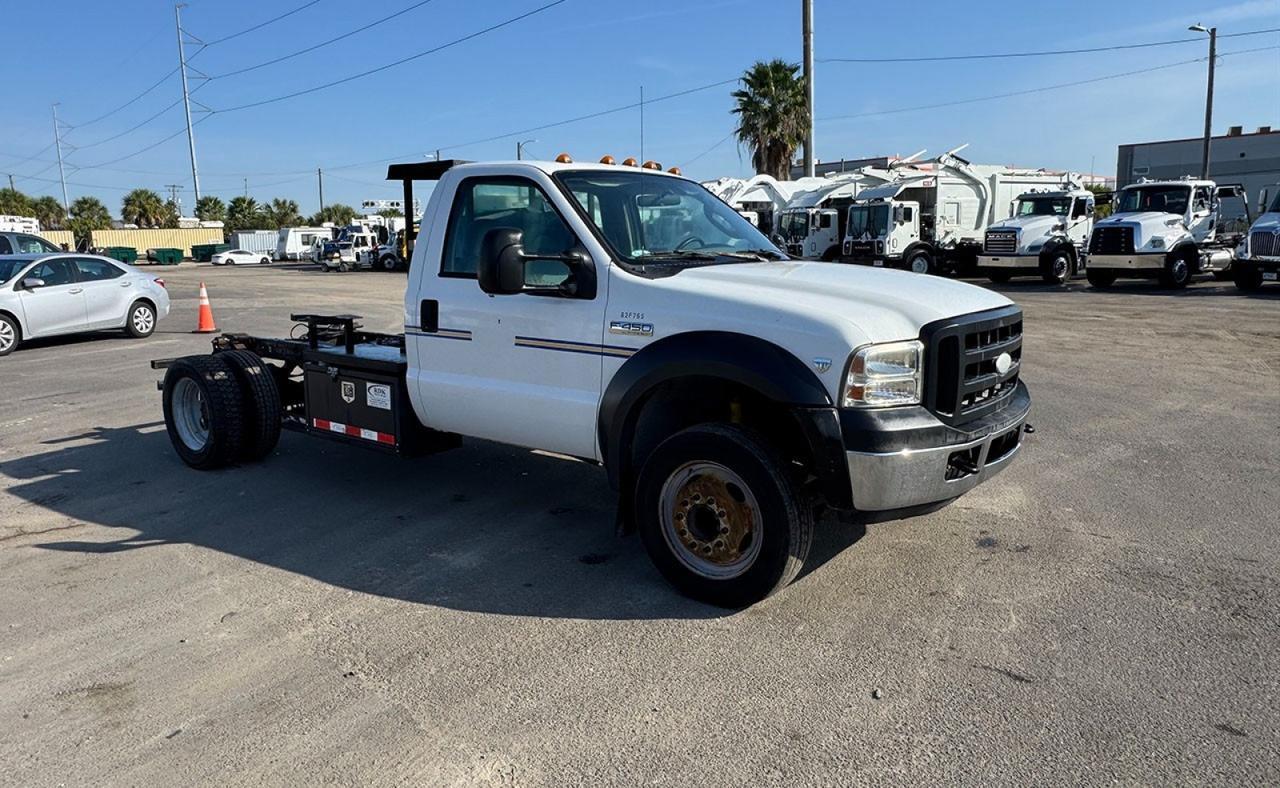2007 Ford Super Duty F-450 DRW XL
