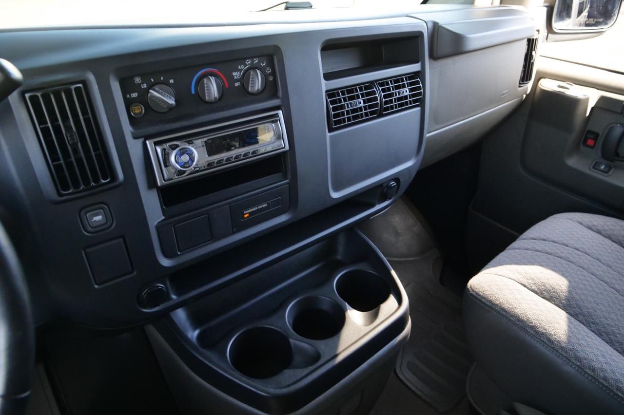 2007 GMC Savana 1500 Passenger Van AWD / 5.3L V8 / Rear AC! Lincolnton NC